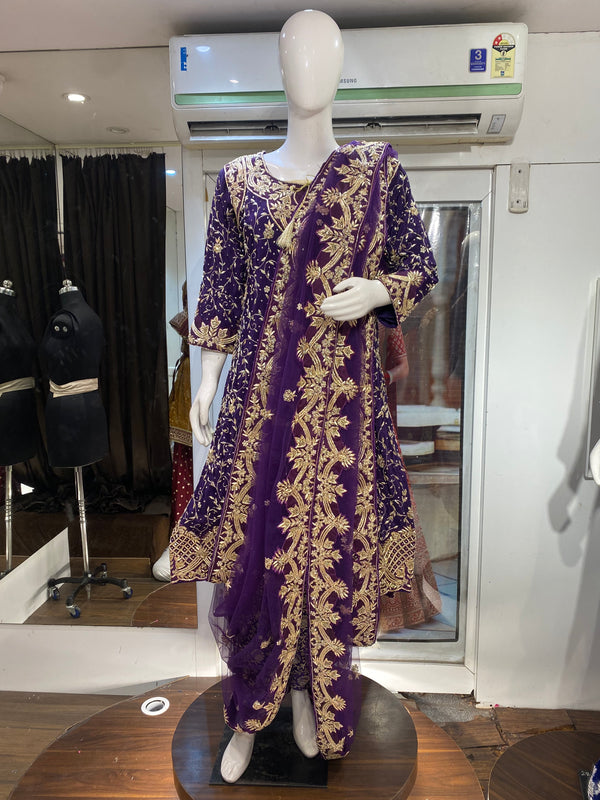 Purple crape based Zardosi work khadadupatta