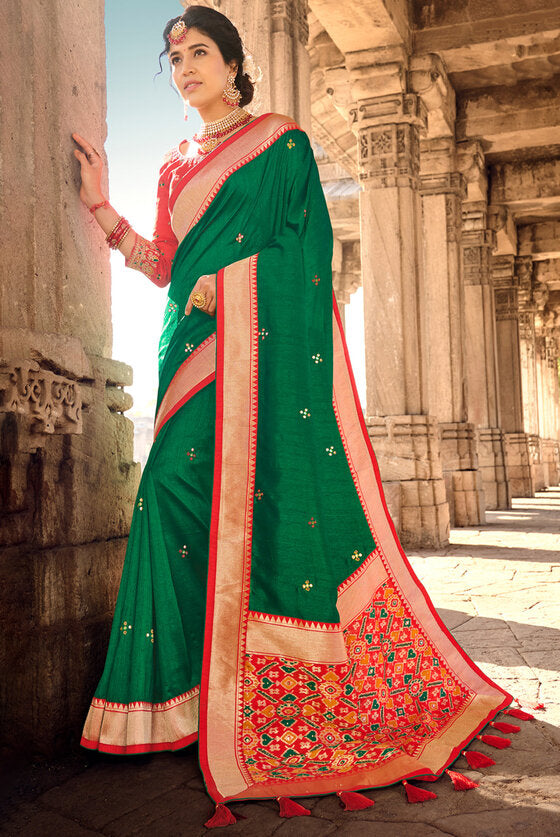 Graceful Green Banarasi Woven Silk Saree With Designer Blouse