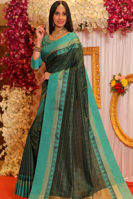 Dark Green Zari Woven Banarasi Silk Saree