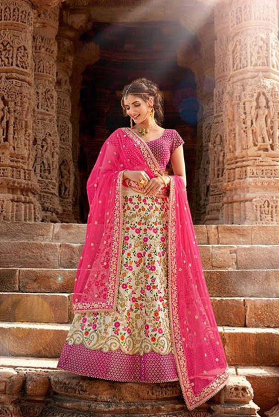 Perfect Lehanga Choli for weddings and engagements.