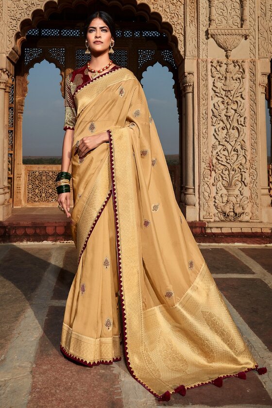 Taffy Buff Woven Banarasi Silk Paithani Saree