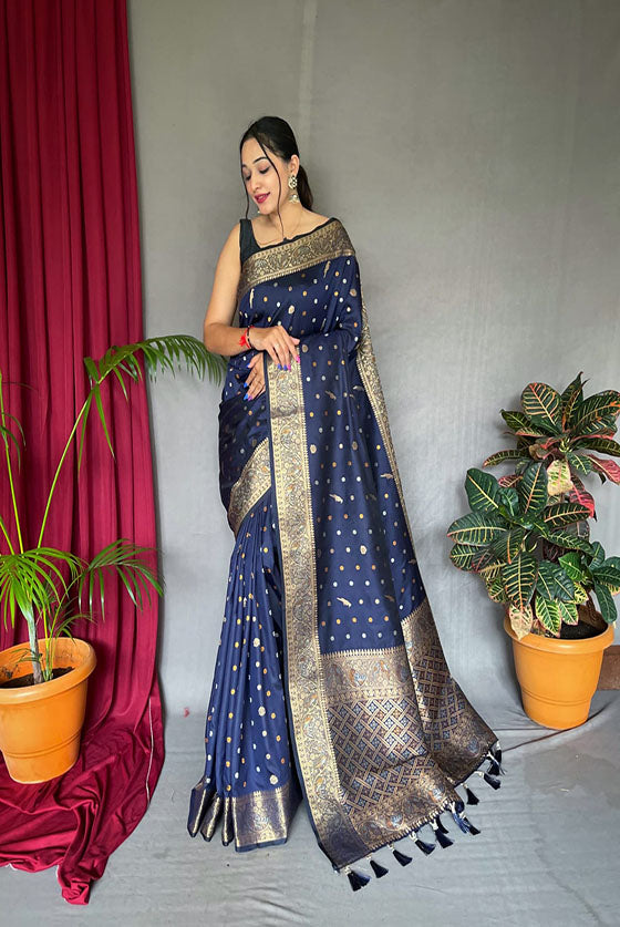 Navy Blue Banarasi Silver Zari Weaving Saree With Flower Mofits & Rich Pallu